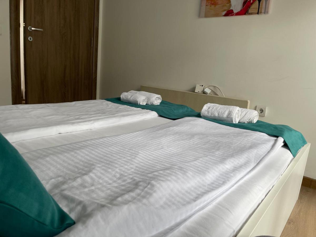 Empire Queen Apartments Belgrade Luaran gambar
