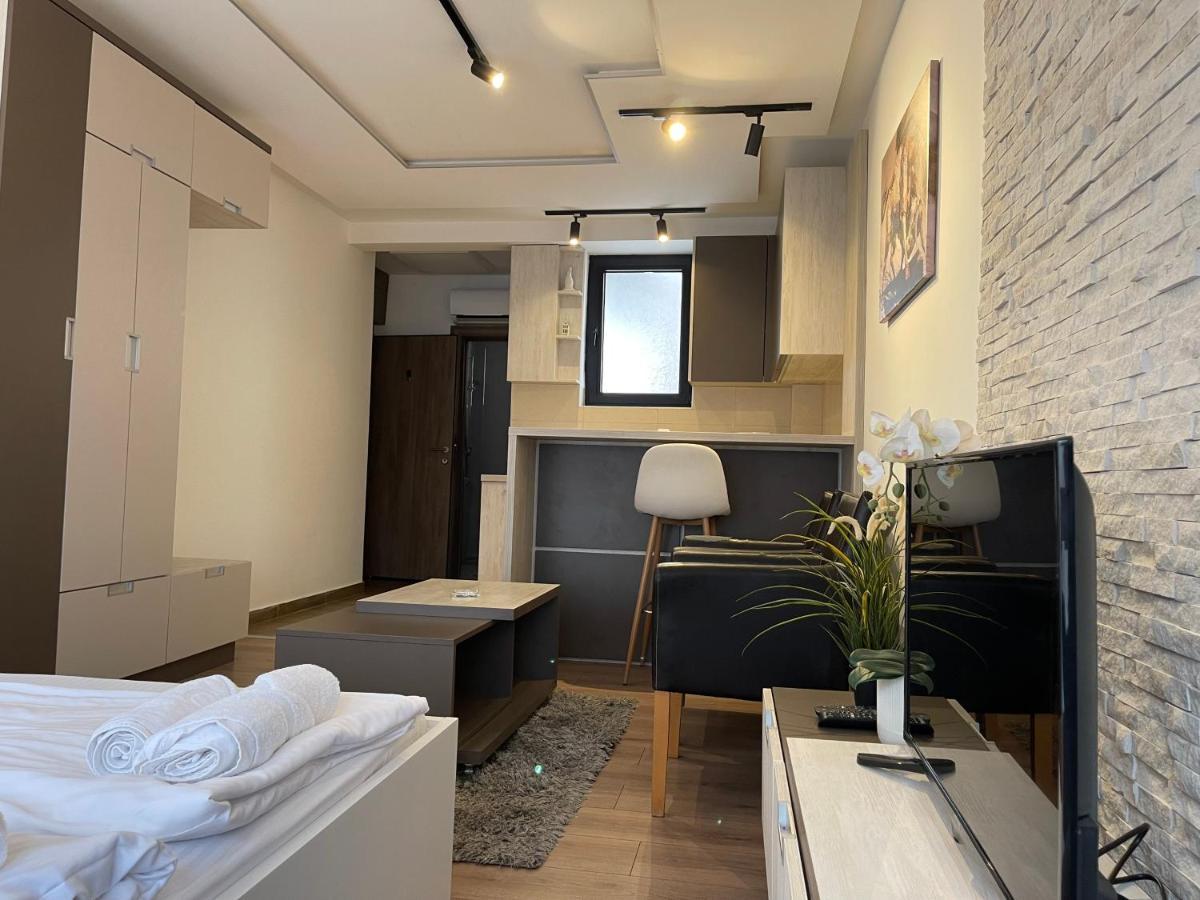 Empire Queen Apartments Belgrade Luaran gambar
