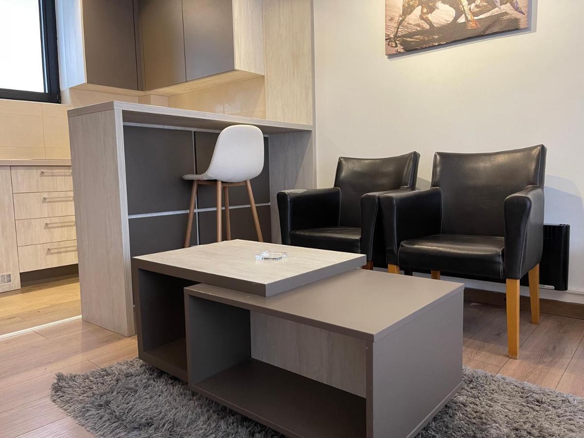Empire Queen Apartments Belgrade Luaran gambar