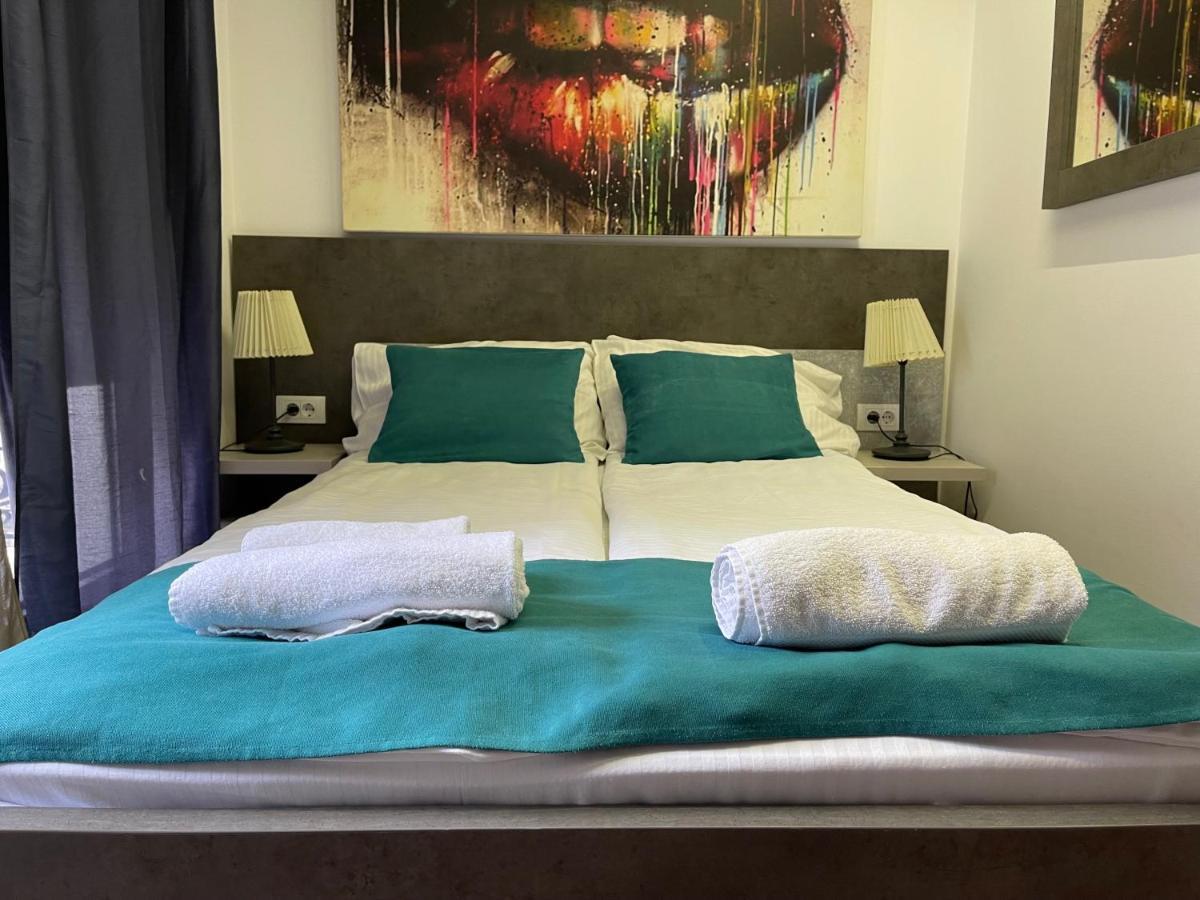 Empire Queen Apartments Belgrade Luaran gambar