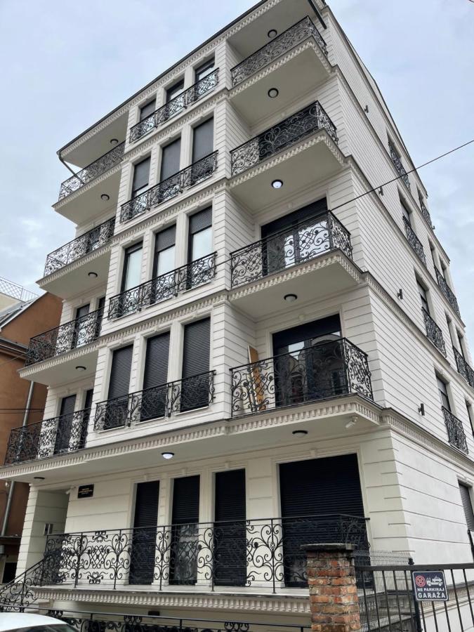 Empire Queen Apartments Belgrade Luaran gambar