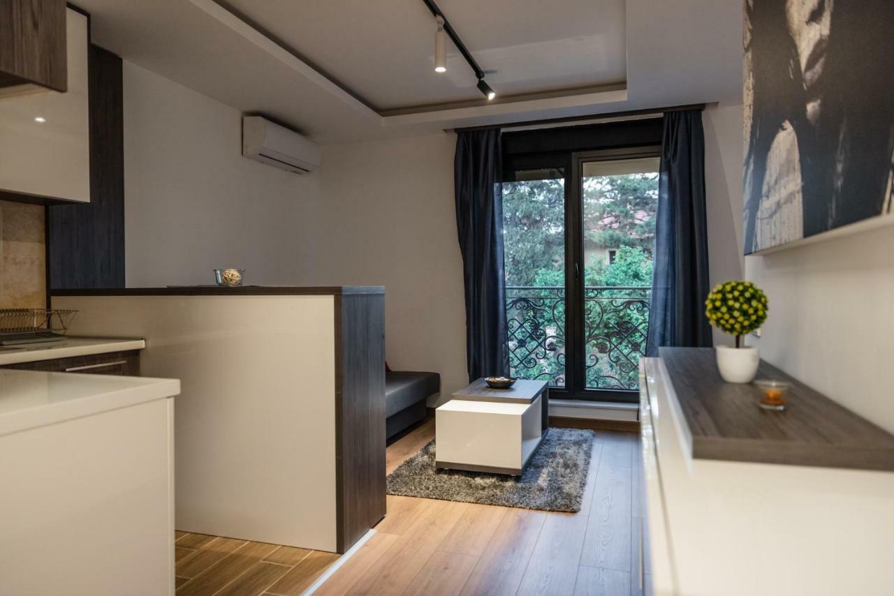 Empire Queen Apartments Belgrade Luaran gambar