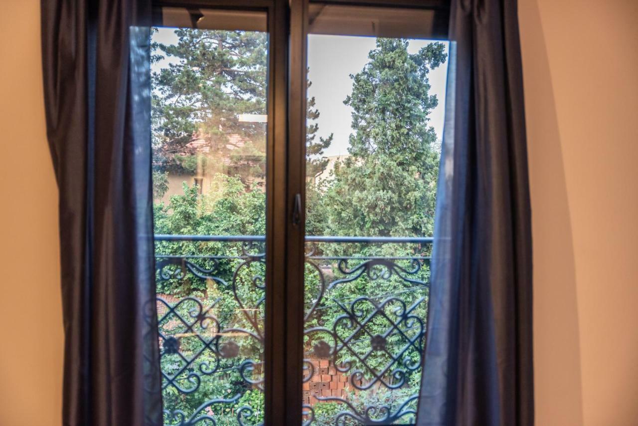 Empire Queen Apartments Belgrade Luaran gambar